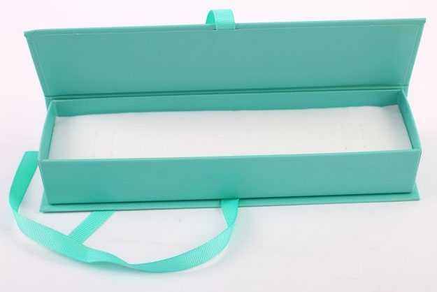 禮(li)品包裝盒、禮品盒(he)定制